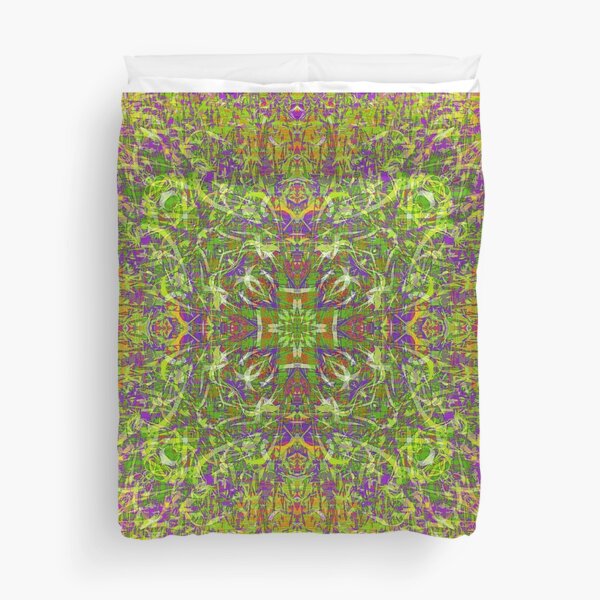 PSYCHEDELIC FIELD GRASS MANDALA Duvet Cover