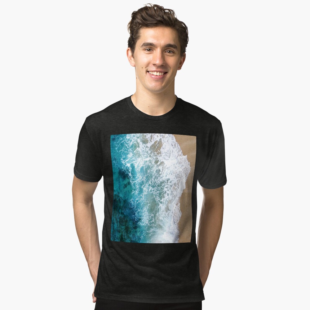 Artikel-Vorschau von Vintage T-Shirt, designt und verkauft von gnarlynicole.