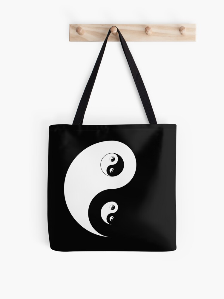 is the yin and yang symbol a fractal