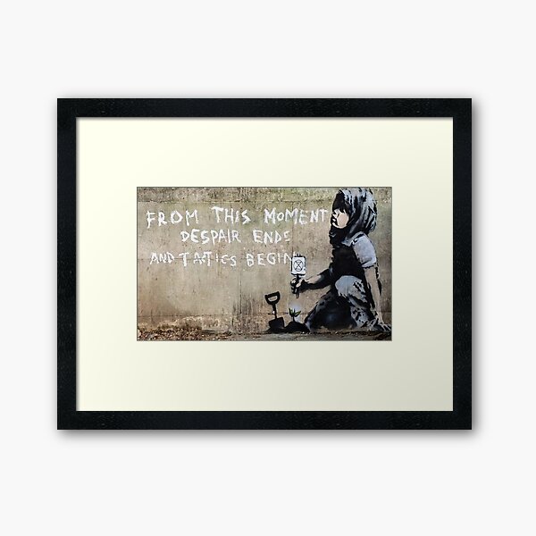 Artikel-Vorschau von Banksy - Verzweiflung endet und Taktiken beginnen, designt und verkauft von TrainWreckTees.