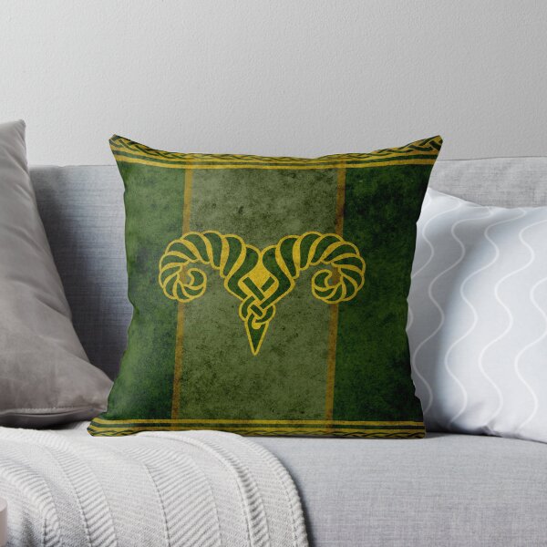 The Reach Banner - Skyrim Throw Pillow
