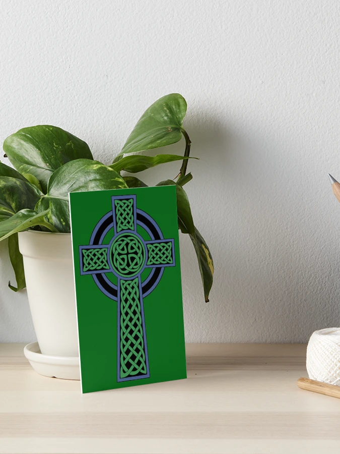 Elegant 7 tall Green Celtic CROSS handpainted 18 mesh Needlepoint