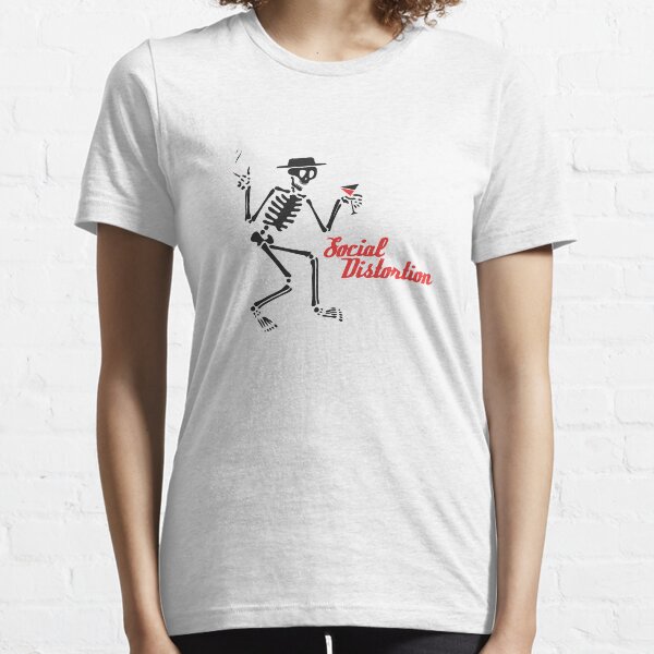 Jüngste soziale Verzerrung Essential T-Shirt