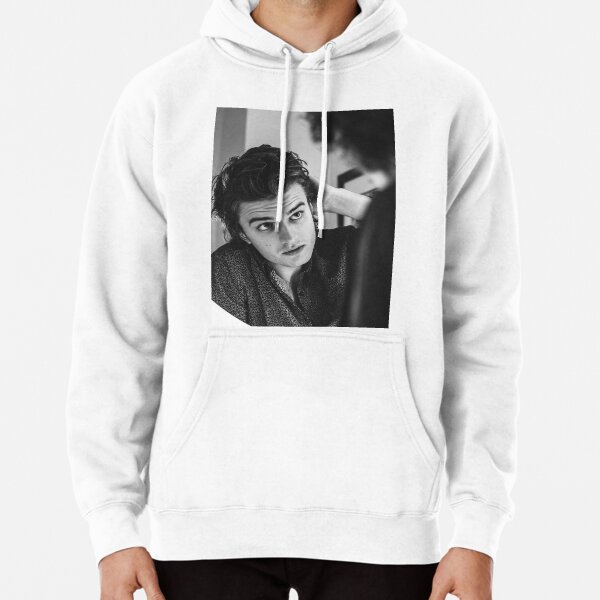 Joe Keery Pullover Hoodie for Sale by caitlinwashere