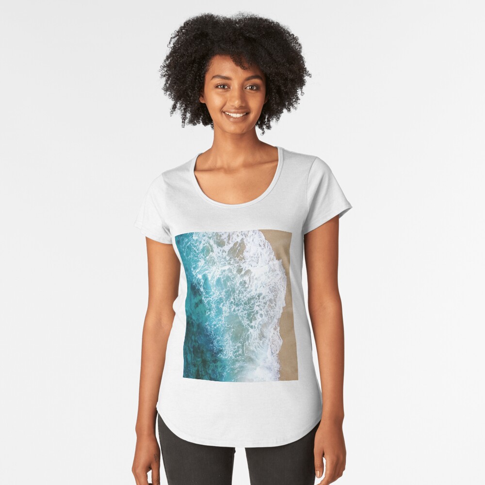 Artikel-Vorschau von Premium Rundhals-Shirt, designt und verkauft von gnarlynicole.