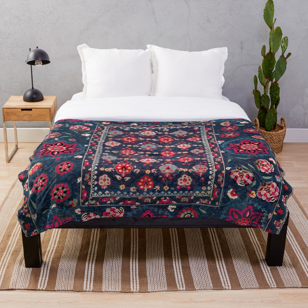 Lakai Suzani Shakhrisyabz Uzbek Embroidery Print Throw Blanket