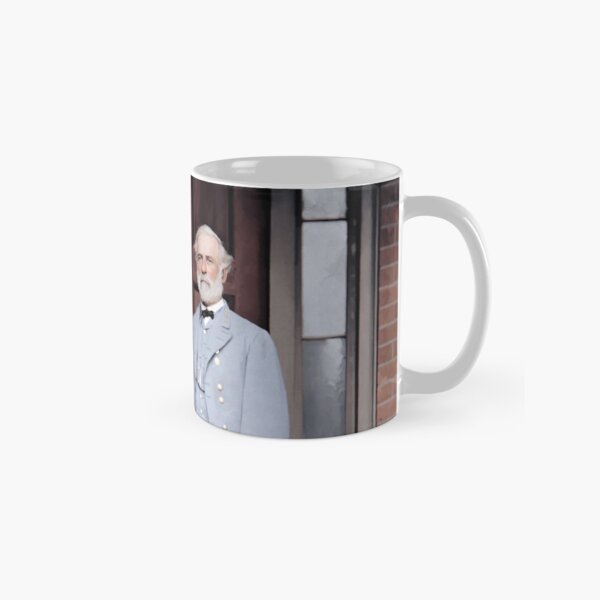 General Robert E. Lee in Richmond, 1865 Classic Mug
