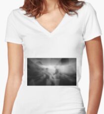 LONG EXPOSURE Women's Fitted V-Neck T-Shirt