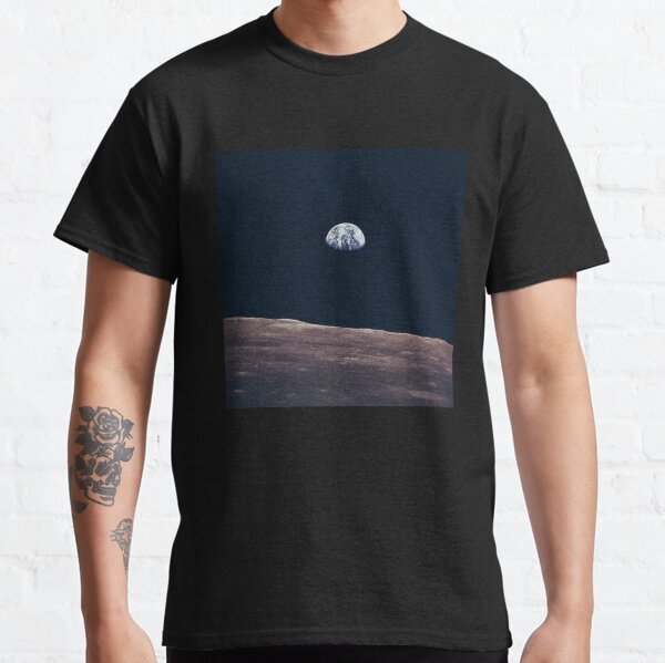 La salida de la tierra Camiseta clásica