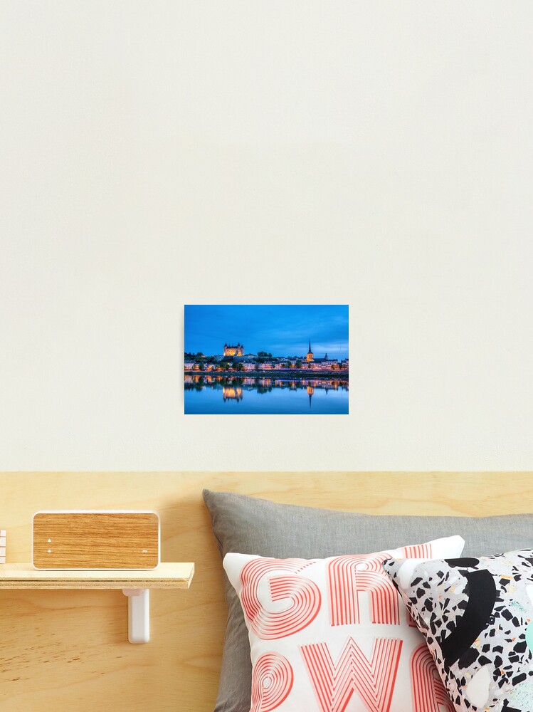 Aperçu 2 sur 3. Impression photo avec l'œuvre Saumur, France. créée et vendue par DesignAstur.