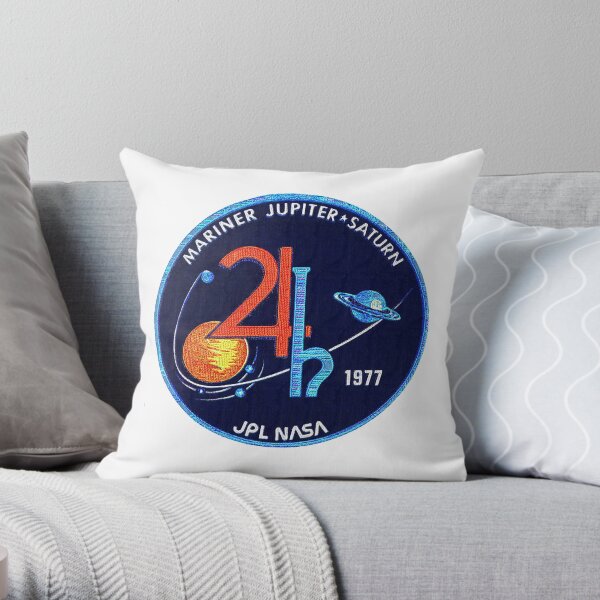 Mariner Jupiter/Saturn '77 - large patch insignia Throw Pillow