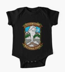 Alter Yellowstone Nationalpark alter zuverlässiger Geysir Baby Body Kurzarm