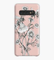 bees and chamomile on dusty pink background Case/Skin for Samsung Galaxy