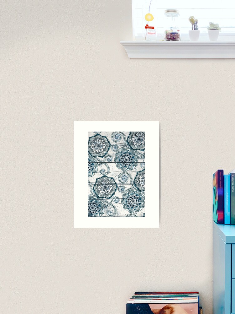 Society6 ケース Navy Blue Floral Doodles on Wood by Micklyn Shabby Chic Navy Blue doodles on Wood