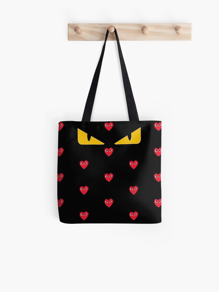 fendi tote logo