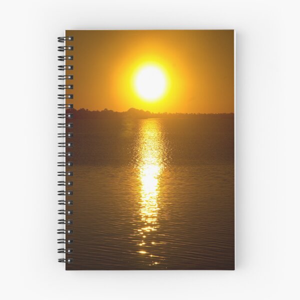 Artikelvorschau, Sonnenuntergang über dem Dora-See entworfen und verkauft von ValeriesGallery.