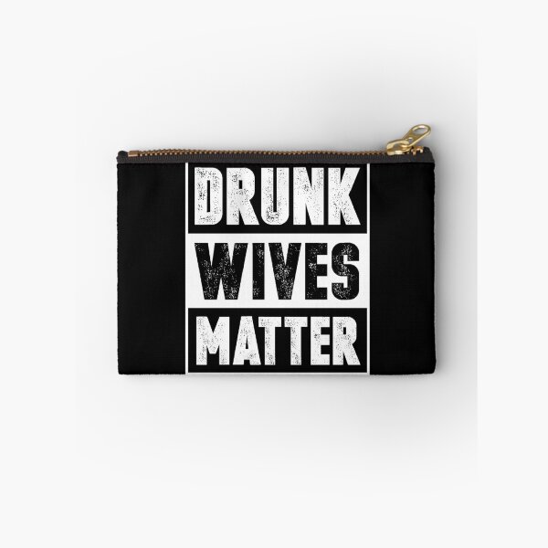 Artikelvorschau, Funny drunk wives matter graphic - perfect gift entworfen und verkauft von Pummli.