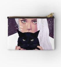 Catalyna Zipper Pouch