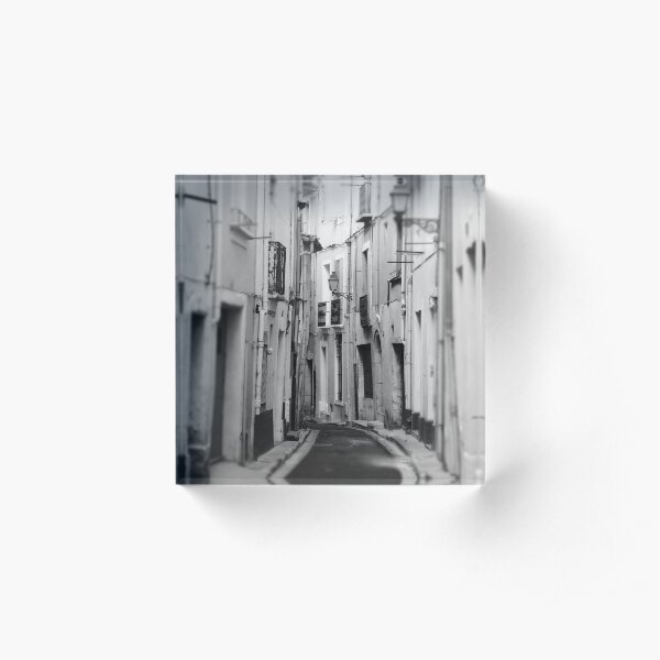 Béziers Acrylic Block