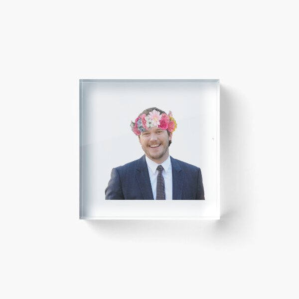 Artikelvorschau, Chris Pratt mit einer Blumenkrone entworfen und verkauft von dibbledabbles.