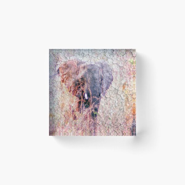 Artikelvorschau, Elefant Faux Vintage Grunge entworfen und verkauft von Angelandspot.