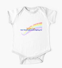 Widerspenstiger Herz-Regenbogen Baby Body Kurzarm