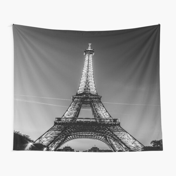 Eiffel Tower and sunset (Black and White) Tapestry