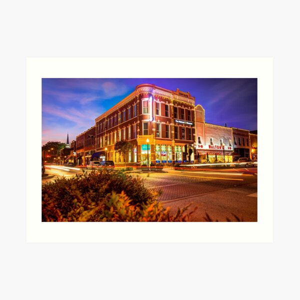 Small Town America Skyline Downtown Bentonville Square Art Print By Enjoysshooting Redbubble