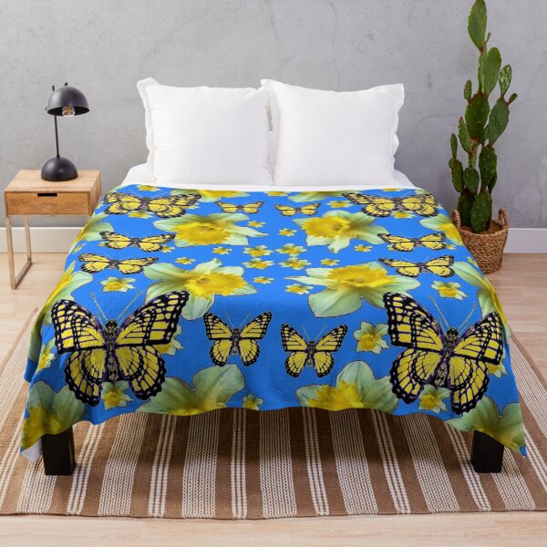 Item preview, BABY BLUE MONARCHS DAFFODILS BLANCO AMARILLO ARTE JARDIN AMARILLO designed and sold by sharlesart.