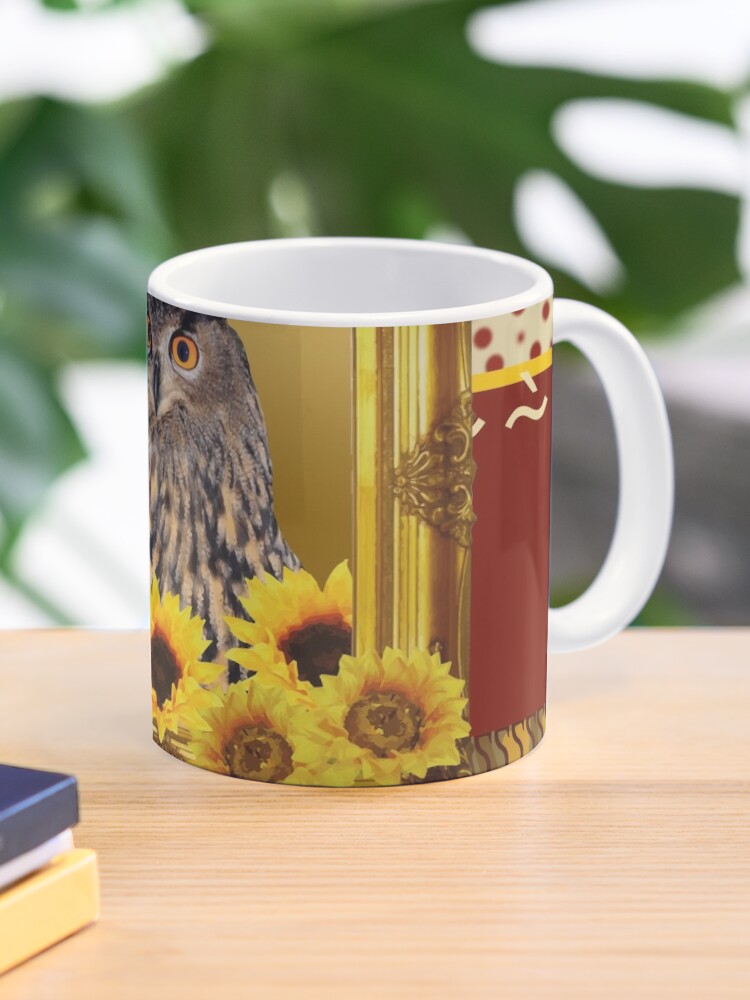 Taza de café «Búho en el marco de la foto con girasoles» de Move-Art |  Redbubble