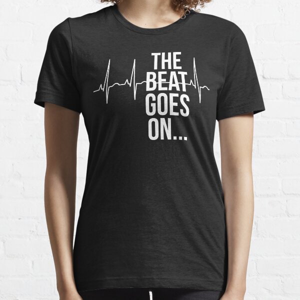 Sobreviviente de ataque al corazón, el golpe continúa ... Accidente cerebrovascular Camiseta esencial