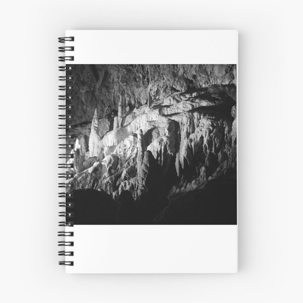 Aperçu de l'œuvre Grottes de Vallorbe XXIV créée et vendue par Igor Pozdnyakov.