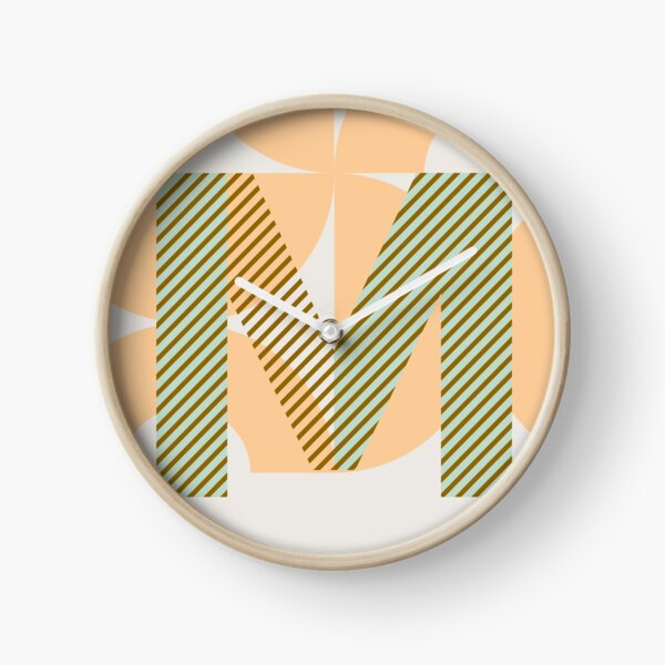 Typeface "M" Uhr