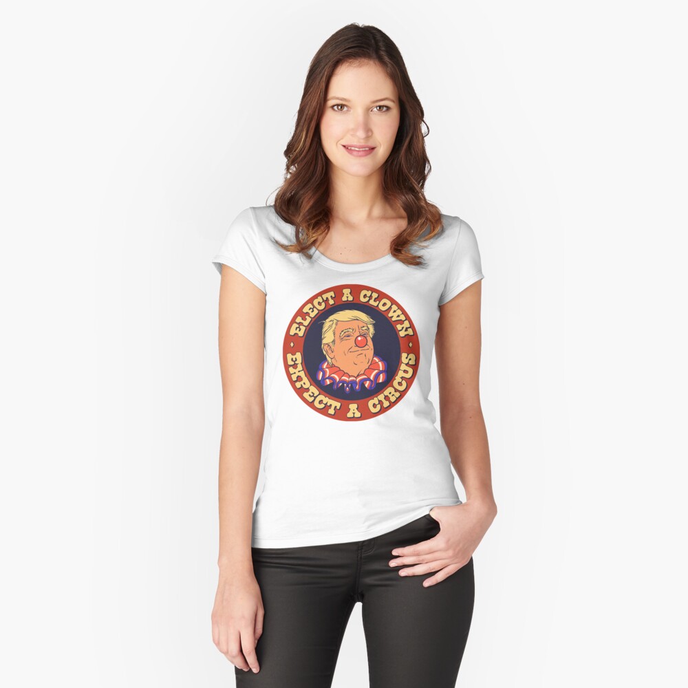 Vista previa del artículo con la obra «Camiseta entallada de cuello ancho», diseñado y vendido por toothandscale.