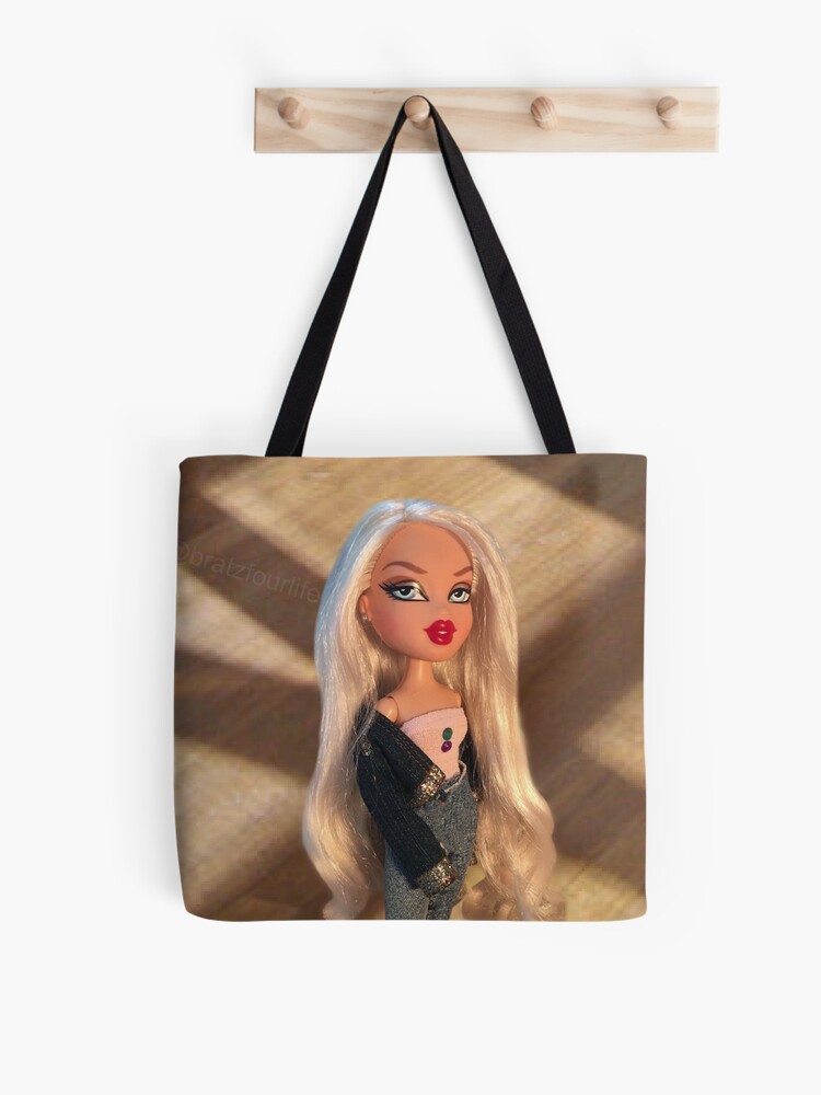 Bratz Y2K Cloe Doll At Beach | Tote Bag