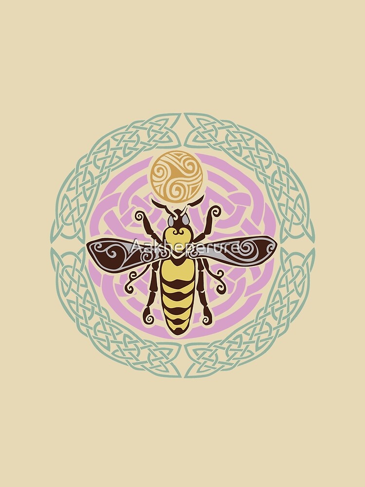 I am the Queen: of every hive by Aakheperure