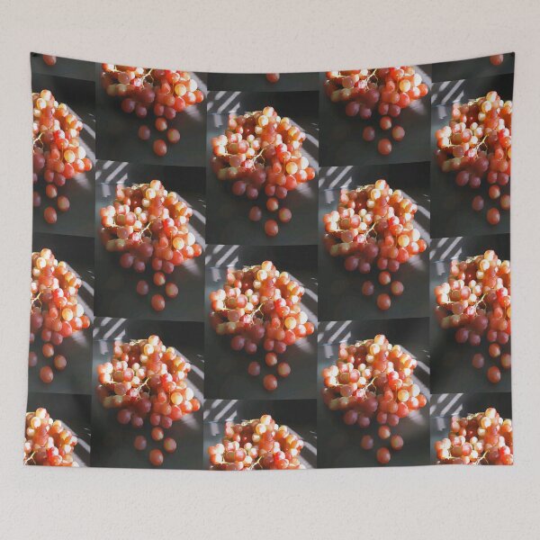 Item preview, Uvas rojas ... Naturaleza muerta designed and sold by OlaG.