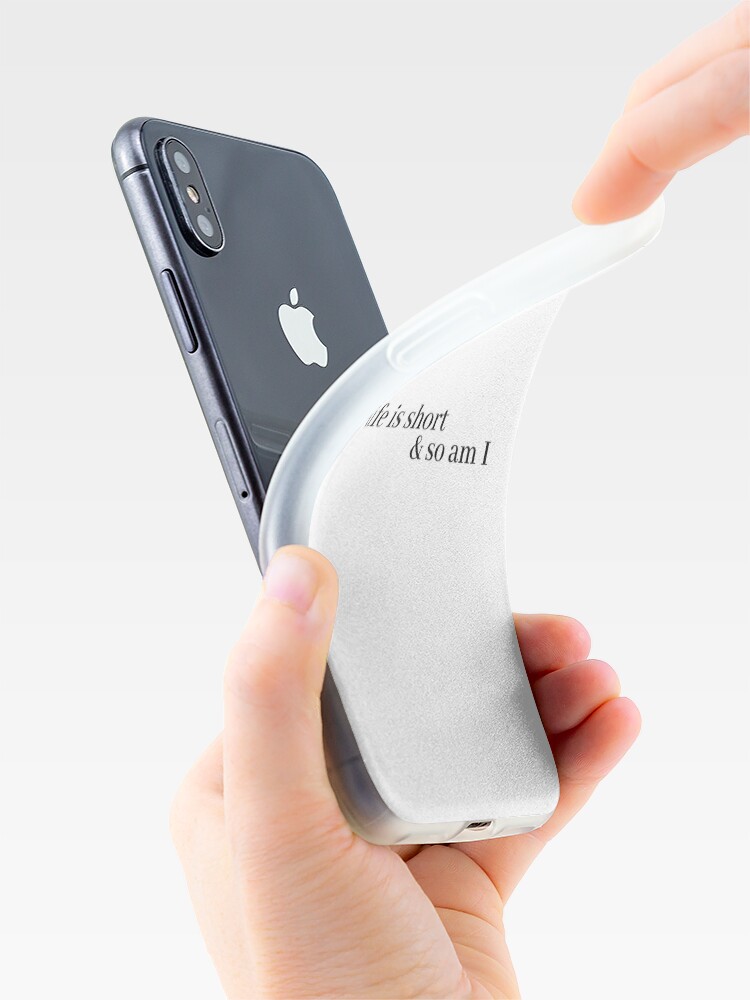 Imagen 4 de 5, Funda de iPhone con la obra la vida es corta y yo también, diseñada y vendida por LeighAnne64.