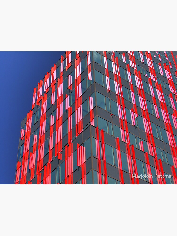 Red fins (1) by marjoleink