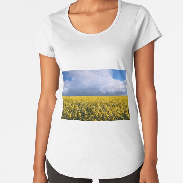 Rapeseed field Premium Scoop T-Shirt