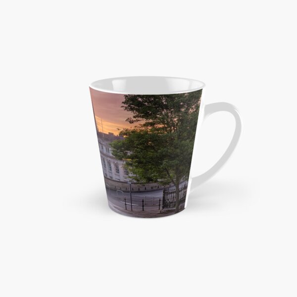 Market Rise Tall Mug