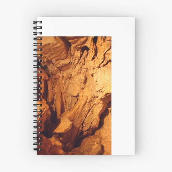 Aperçu de l'œuvre Esprits de la grotte de Vallorbe créée et vendue par Igor Pozdnyakov.