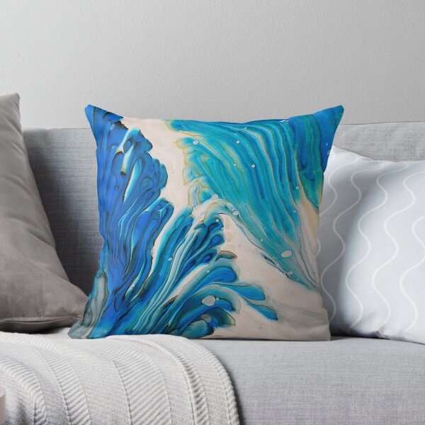 cascade bleu. Throw Pillow