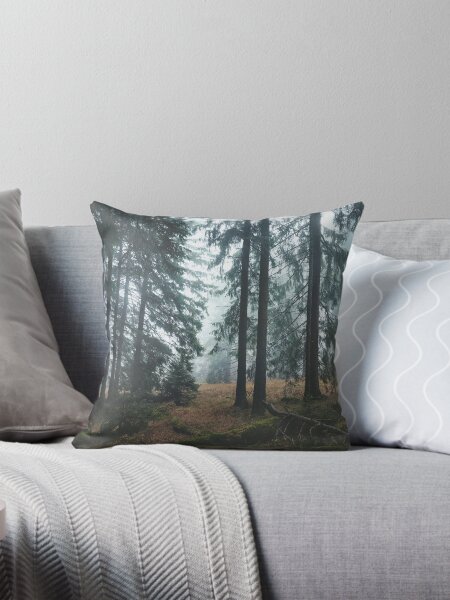 Artikel-Vorschau von Deep In The Woods // Wild Romantic Misty Retro Fall Wilderness Fairytale Forest With Dark Trees Covered In Fog, designt und verkauft von Tordis Kayma.