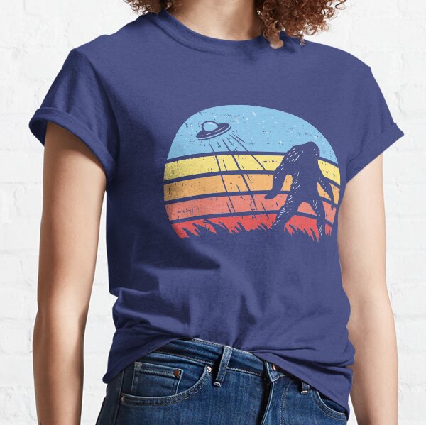 Yeti Alien Bigfoot Sasquatch Ufo Classic T-Shirt