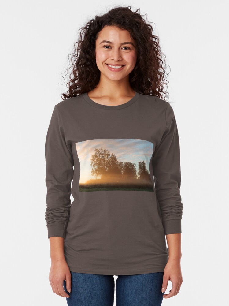 Alternate view of Misty meadow landscape sunrise Long Sleeve T-Shirt