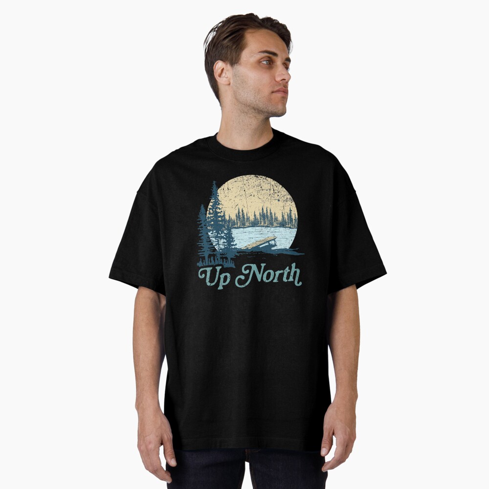 Vista previa del artículo con la obra «Camiseta holgada», diseñado y vendido por GreatLakesLocal.