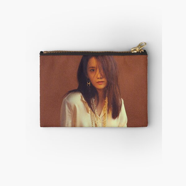 Aperçu de l'œuvre GIRLS GENERATION YOONA NUIT D'ÉTÉ créée et vendue par SNSDEMPORIUM.