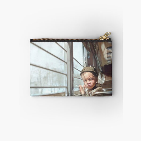 Item preview, Niño pequeño Washington, 1943 designed and sold by AddingColours.