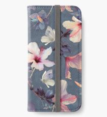 Schmetterlinge und Hibiskus-Blumen - ein gemaltes Muster iPhone Flip-Case/Hülle/Klebefolie
